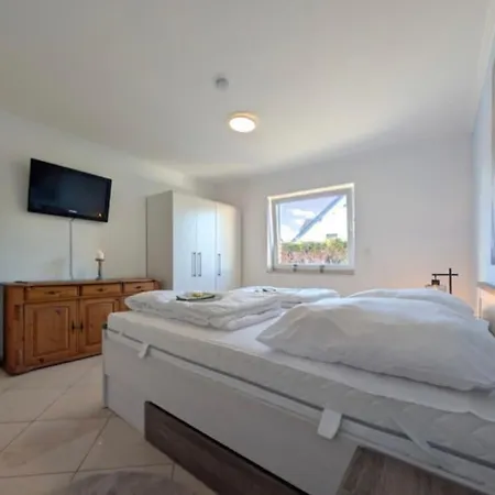 Lejlighed Familienwohnung Mit Whirlpool Badewanne Und Balkon *