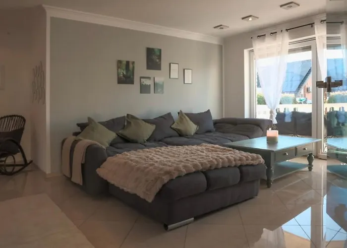 Lejlighed Familienwohnung Mit Whirlpool Badewanne Und Balkon *